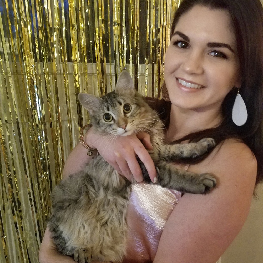 Meet your Posher, Danielle
